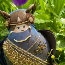 Charger l'image dans la galerie, Eulalie <br/> Poupée Déco