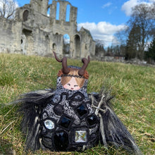 Charger l'image dans la galerie, Othilie <br/> Poupée Déco