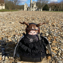 Charger l'image dans la galerie, Isaure <br/> Poupée Déco