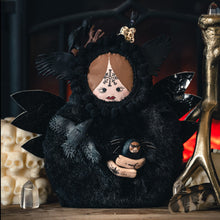 Charger l'image dans la galerie, Maléfique <br/> Poupée Déco