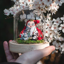 Charger l'image dans la galerie, La Reine de coeur modèle 2 <br/> Cloche Déco