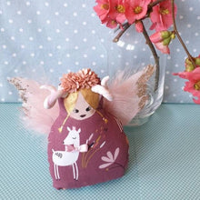 Charger l'image dans la galerie, Erika <br/> Poupée Déco