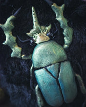 Charger l'image dans la galerie, Adèle <br/> Poupée Déco